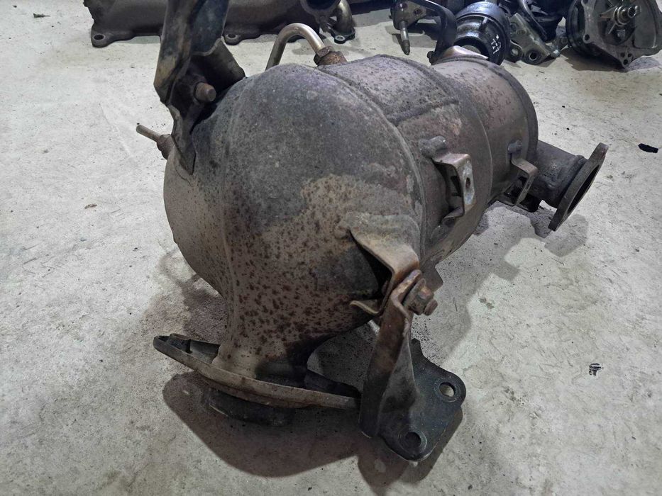 Каталізатор екологія кат Тойота Авенсіс т27 дизель 2.2 d4d 0R060