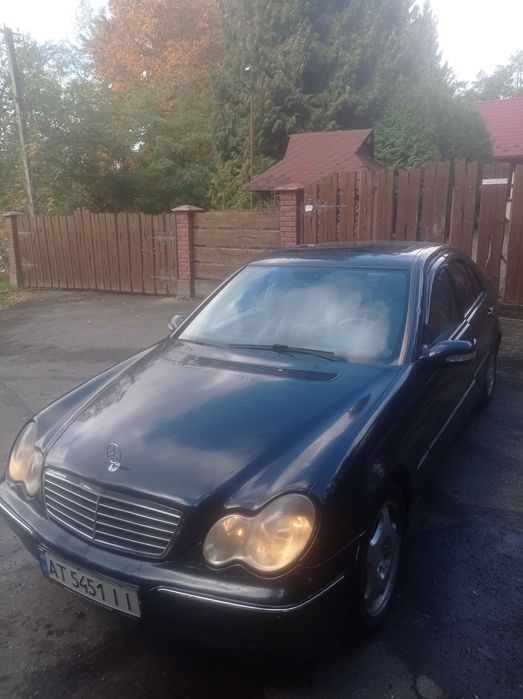 Mercedes 220 дизель 2.2