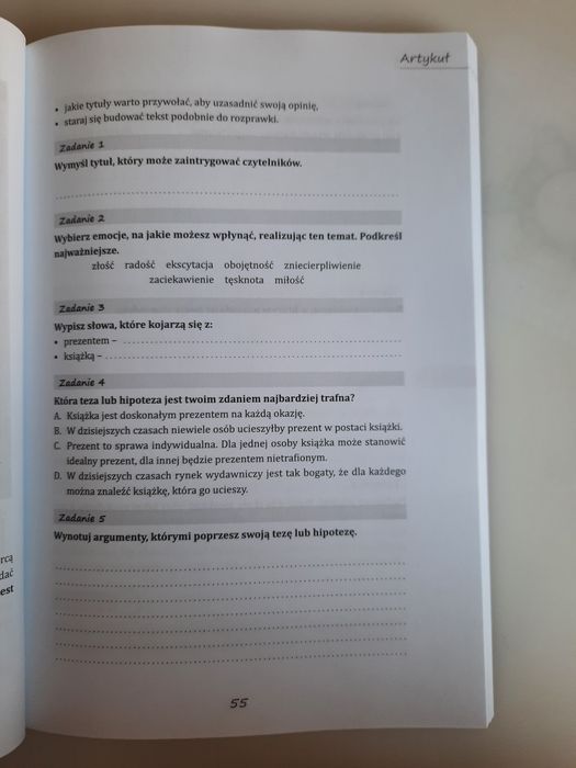 Jak pisać rozprawkę, opowiadanie, charakterystykę...