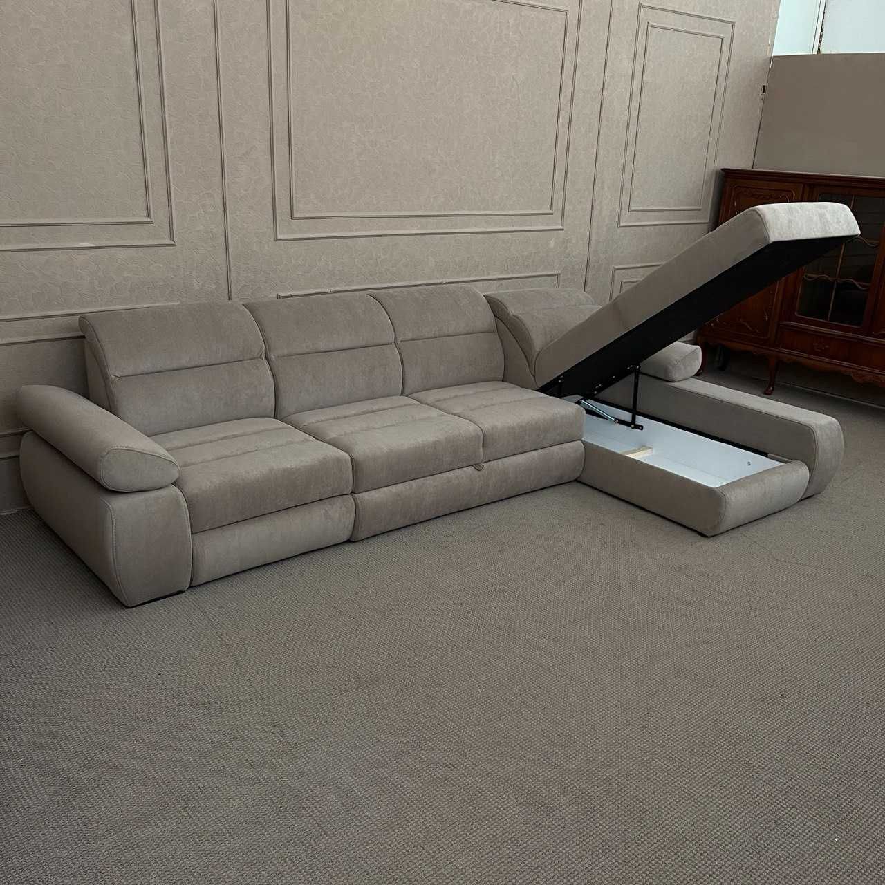 Новий диван в тканині купити Бестселер