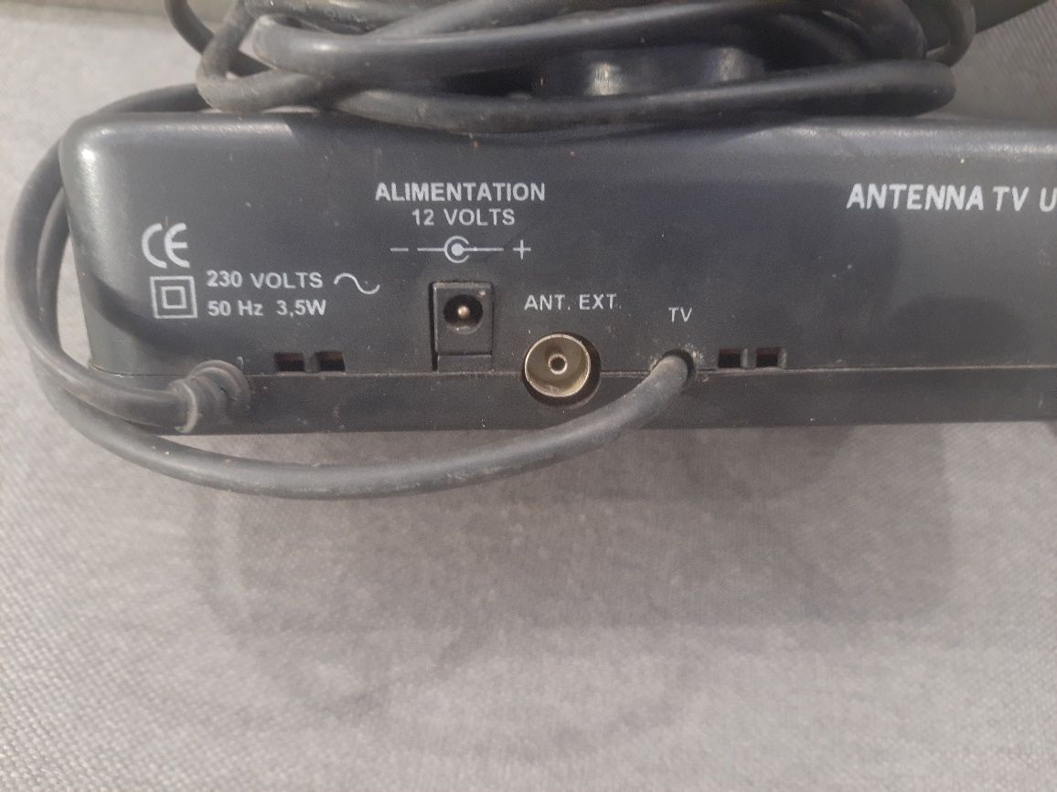 Antena tv na 230 i 12 v