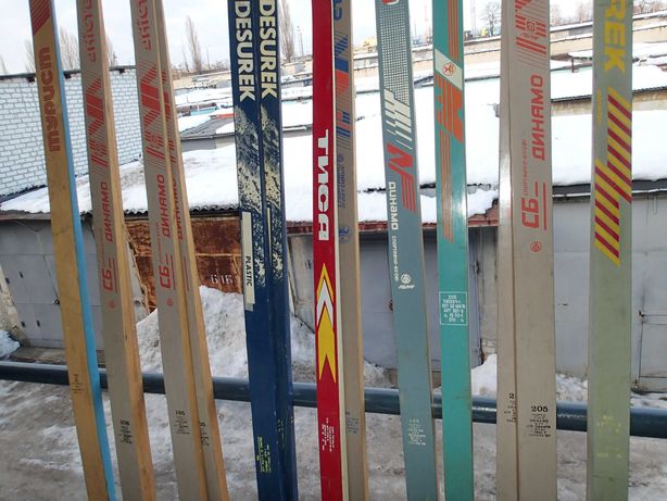 Продам новые беговые лыжи без креплений
