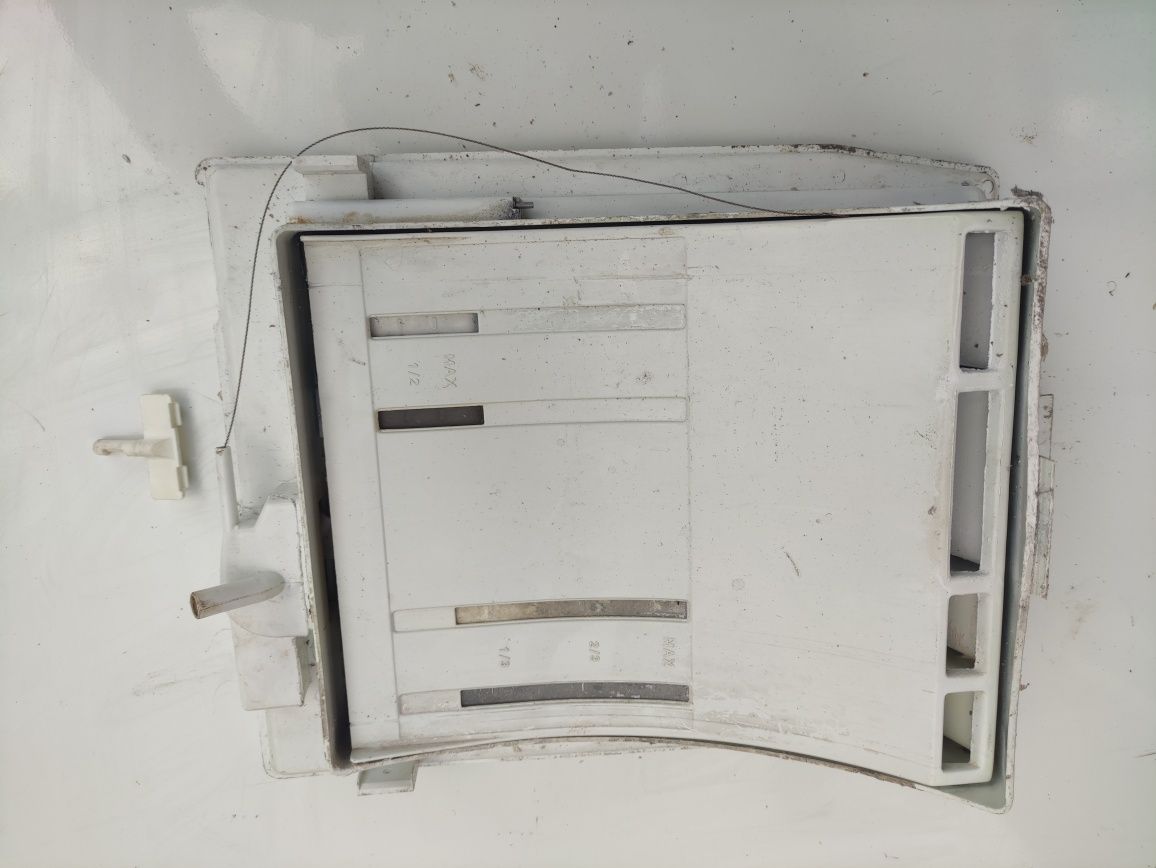 Pojemnik na detergenty do pralki Whirlpool AWG 653