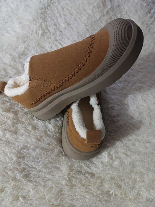 Жіночі зимові черевики