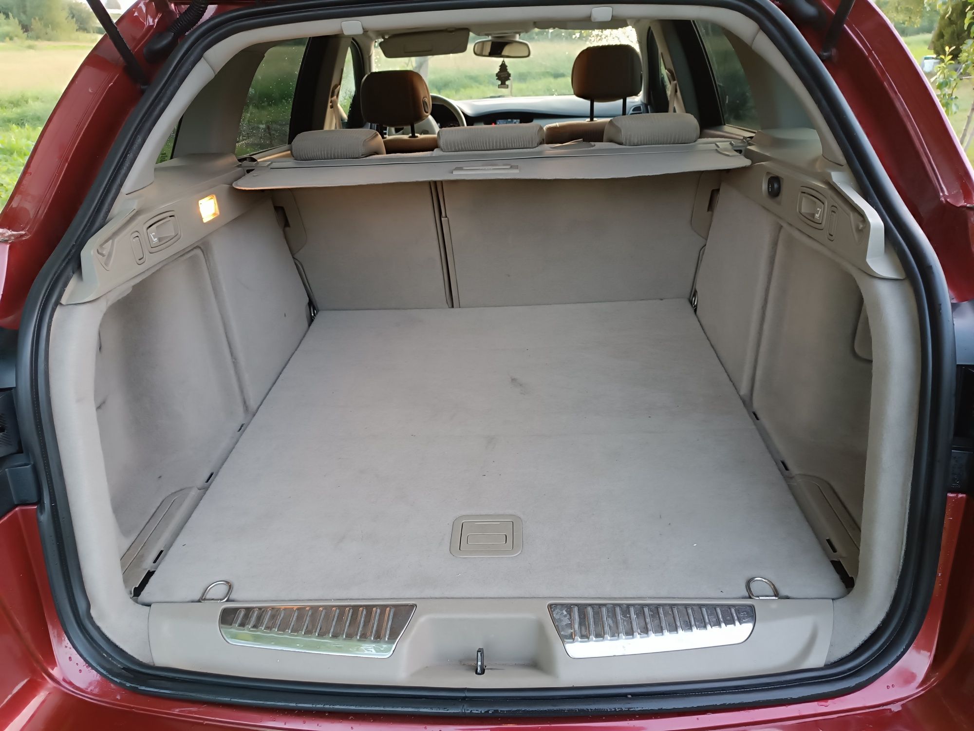 Renault Laguna III 2.0 dCi 150 KM BiXenon HAK