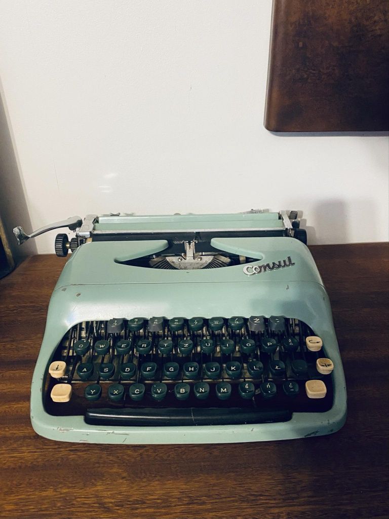 Maszyna do pisania Consul retro