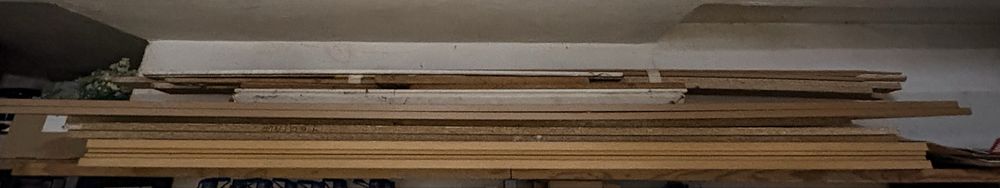 Placas de contraplacado e outros materiais