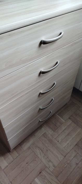 Mebel komoda bardzo ładna