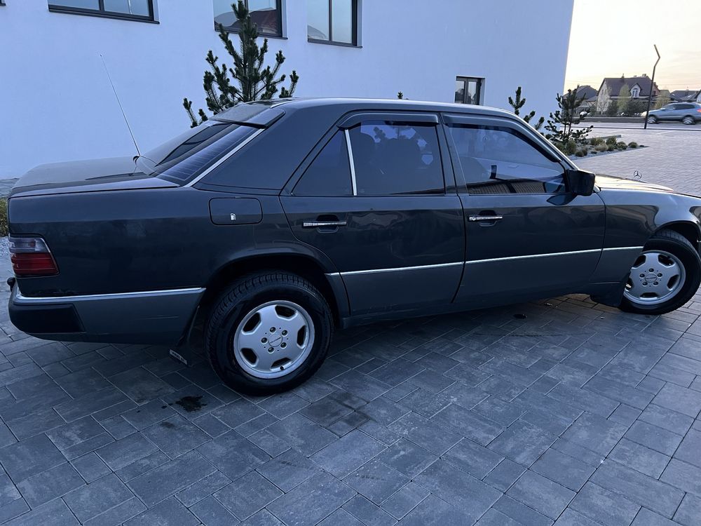 Продам Mecedes-Benz W124