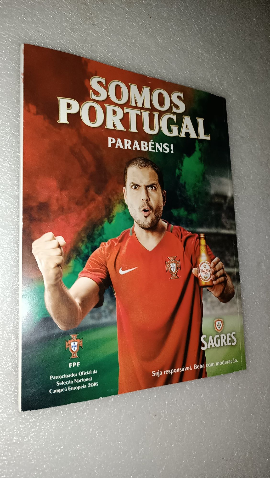 Antiga Revista A Bola - Portugal campeão da Europa 2016