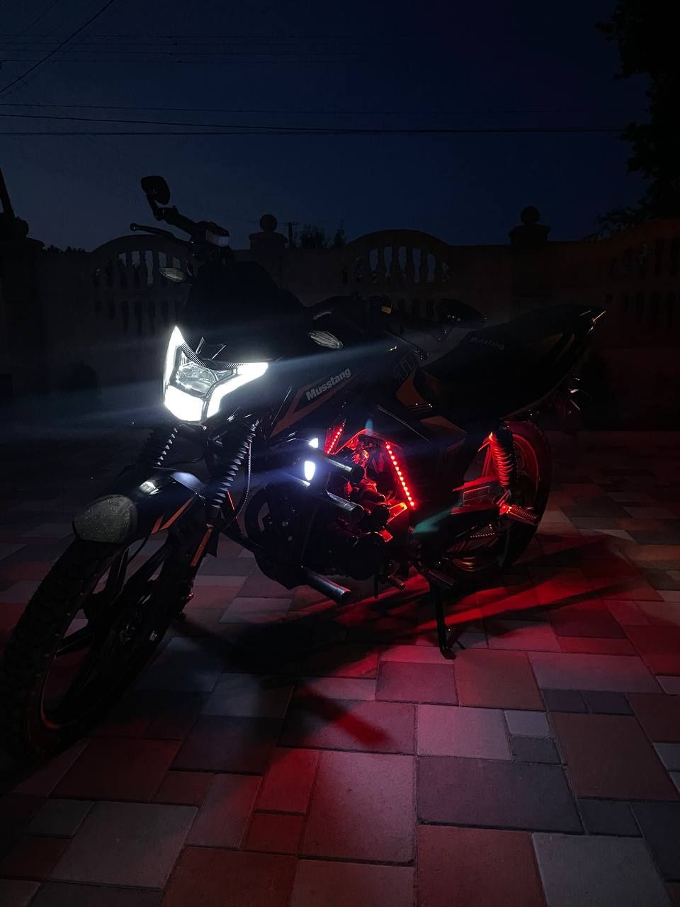 Продам musstang region MT250-9r