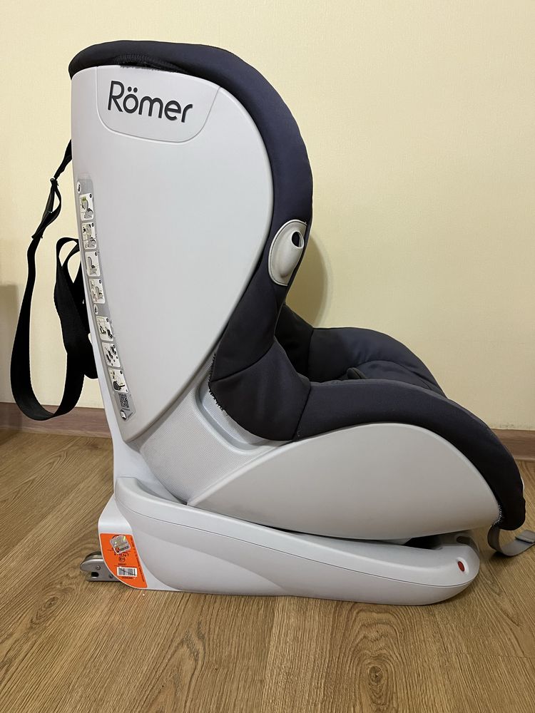 Дитяче Автокрісло britax römer