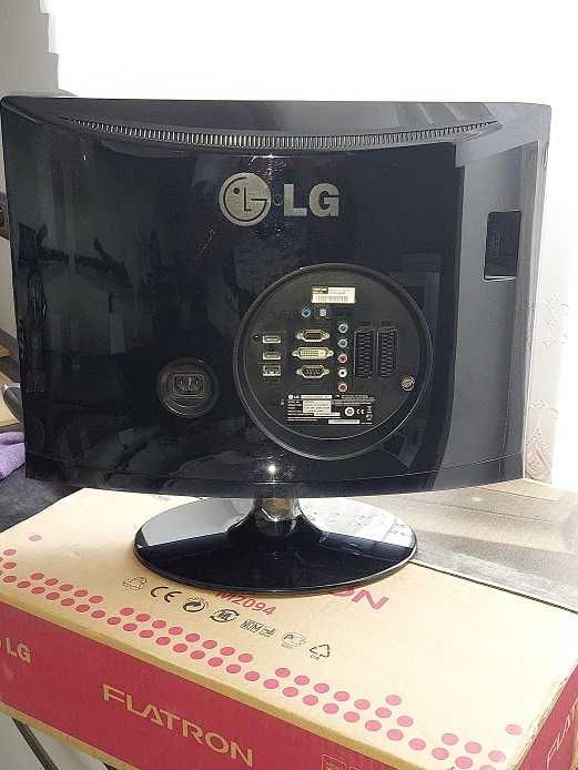 Monitory LG: FLATRON M2094D-PZ 20” i FLATRON E1940S-PN 19” + nawigacja