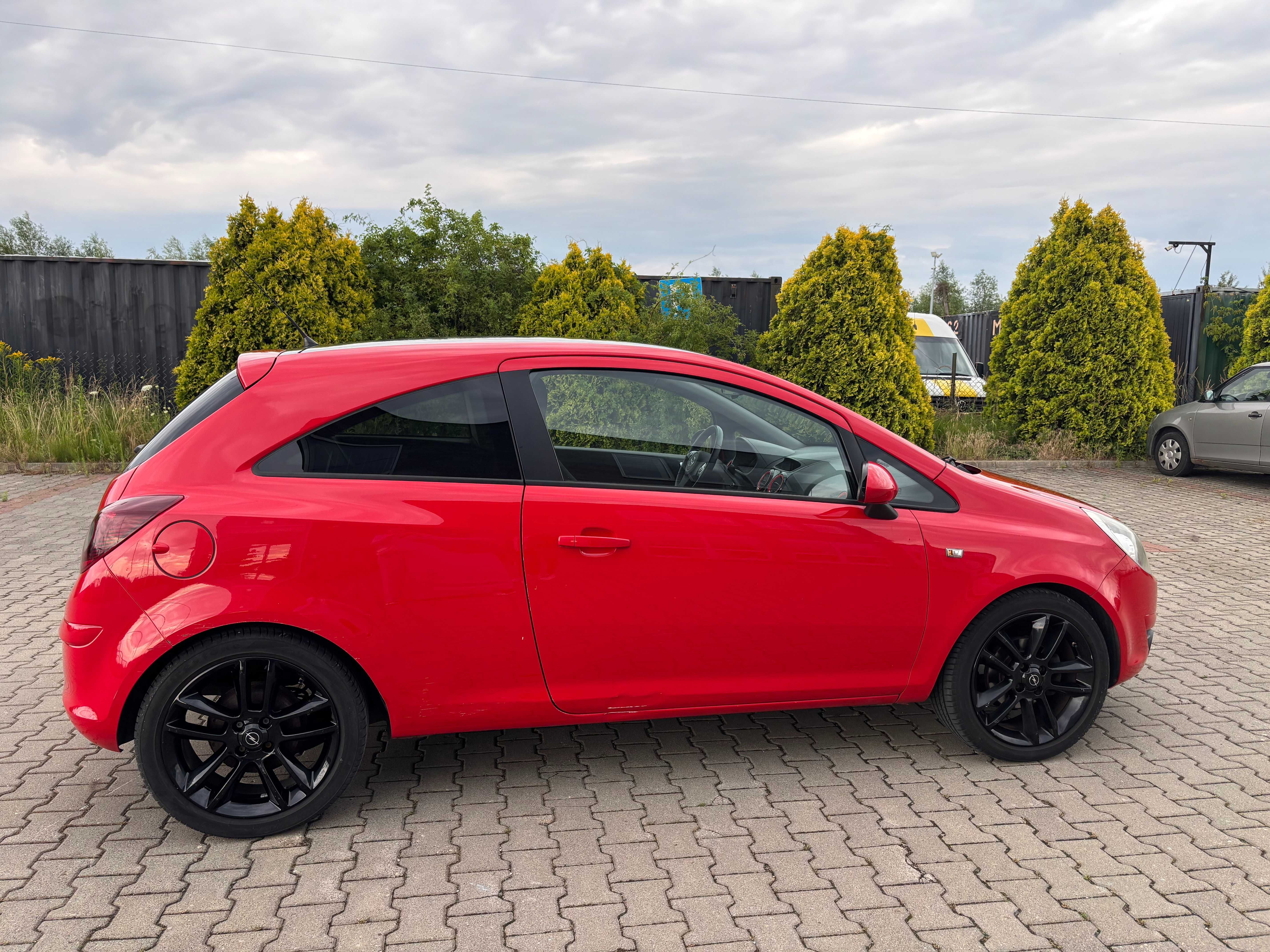 Opel Corsa 1.4 benzyna 2010r