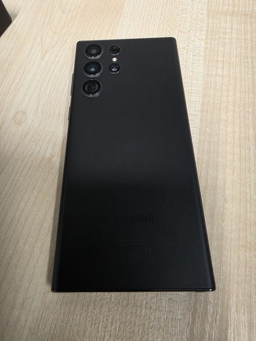 Samsung Galaxy S22 Ultra - stan idealny + etui Smart View