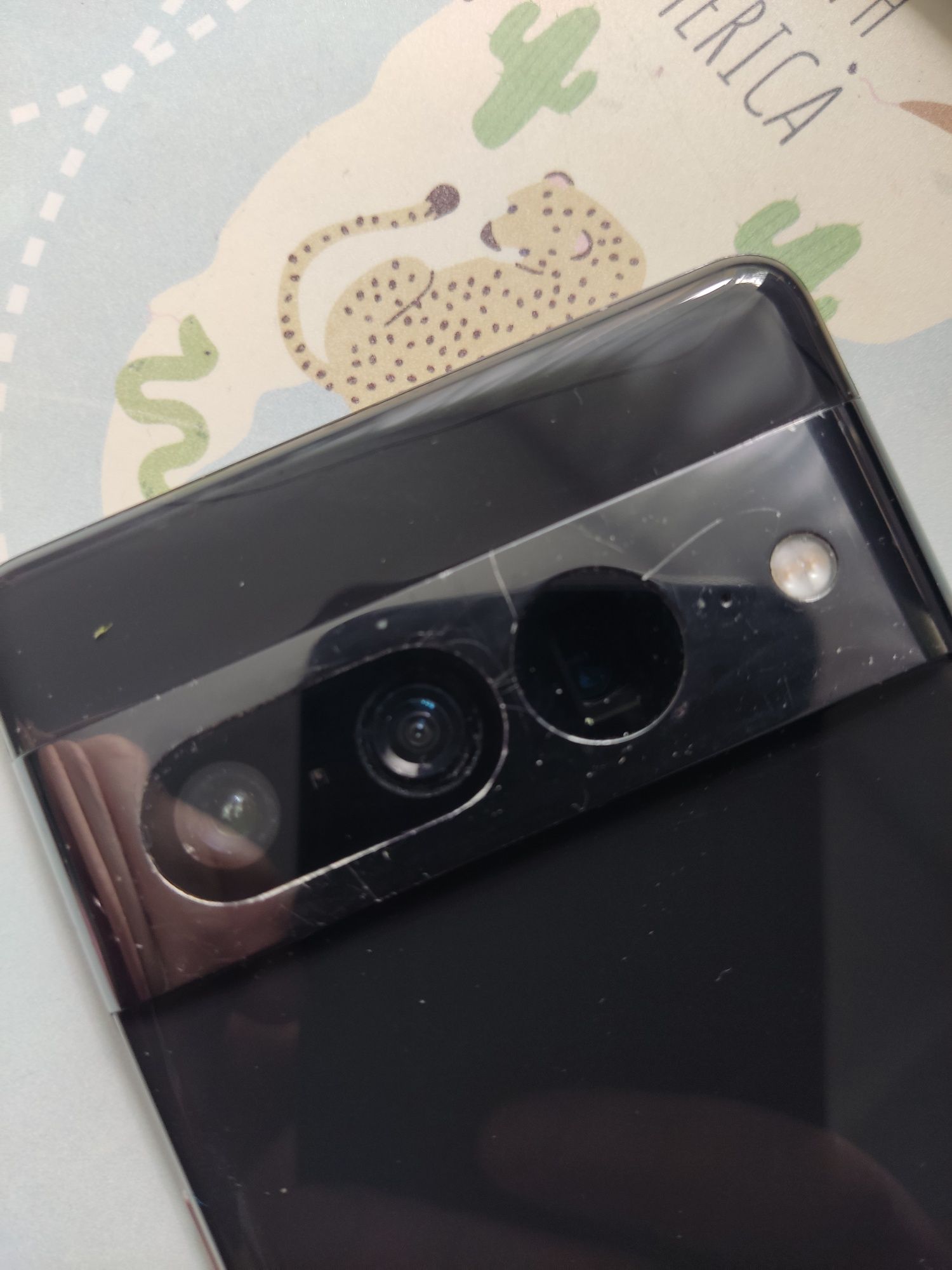 лот PIXEL 7 PRO 12/128 Neverlock та Xiaomi redmi note 10 4+2/128
