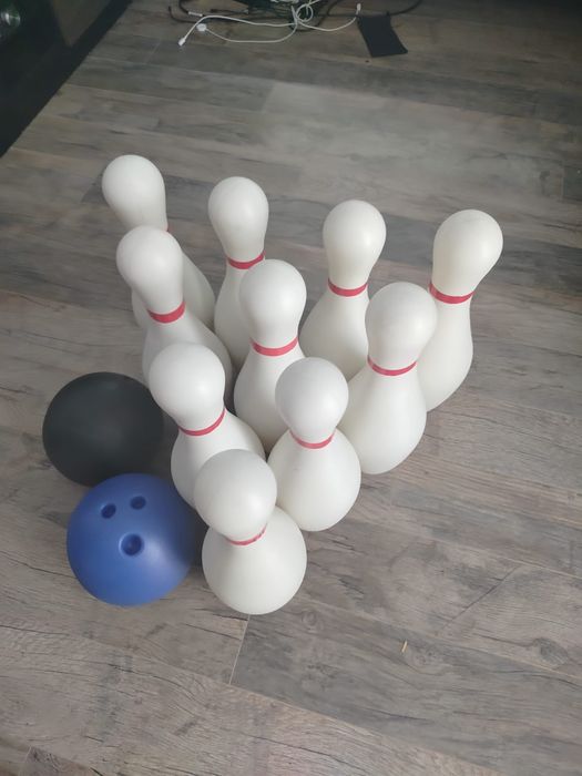 Plastikowe kręgle z kulami – komplet, zabawka dla dzieci