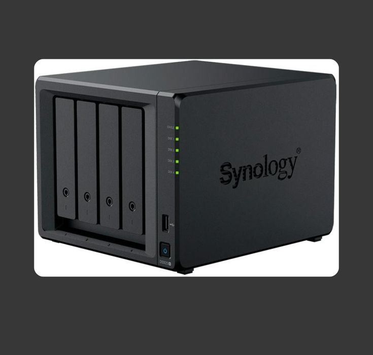 Мережевий накопичувач Synology DiskStation DS925+