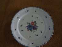 Prato decorativo com motivo flores