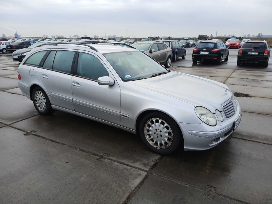 Mercedes-Benz E270 CDI