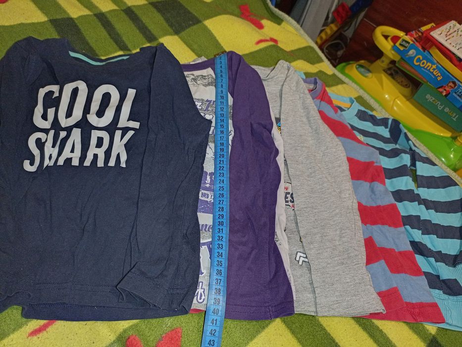 Реглани та футболки для хлопчика на вік 2, 3, 4 роки, 170 грн за все