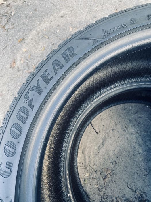 225 45 18 GoodYear  Gen 1 90% Зима 2023 Гарантія