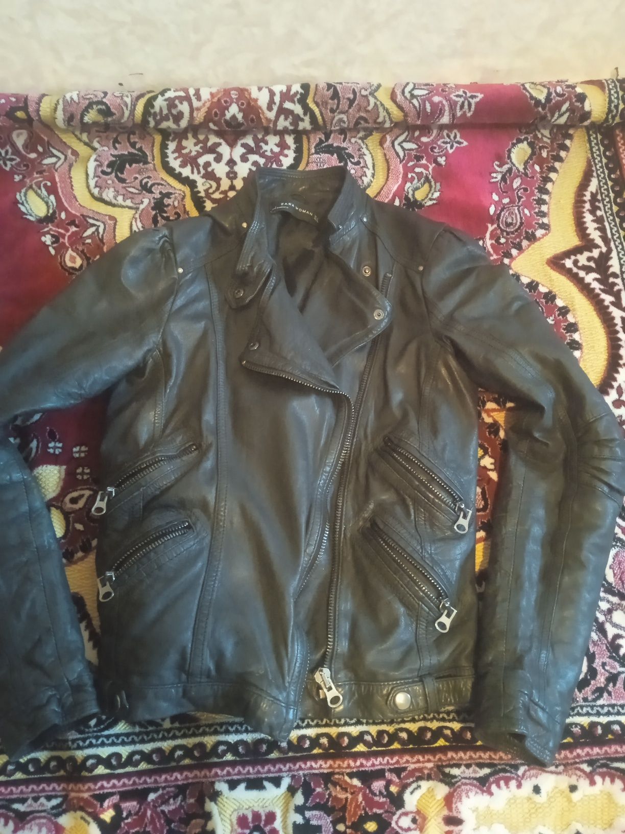 Кожаная куртка Zara
