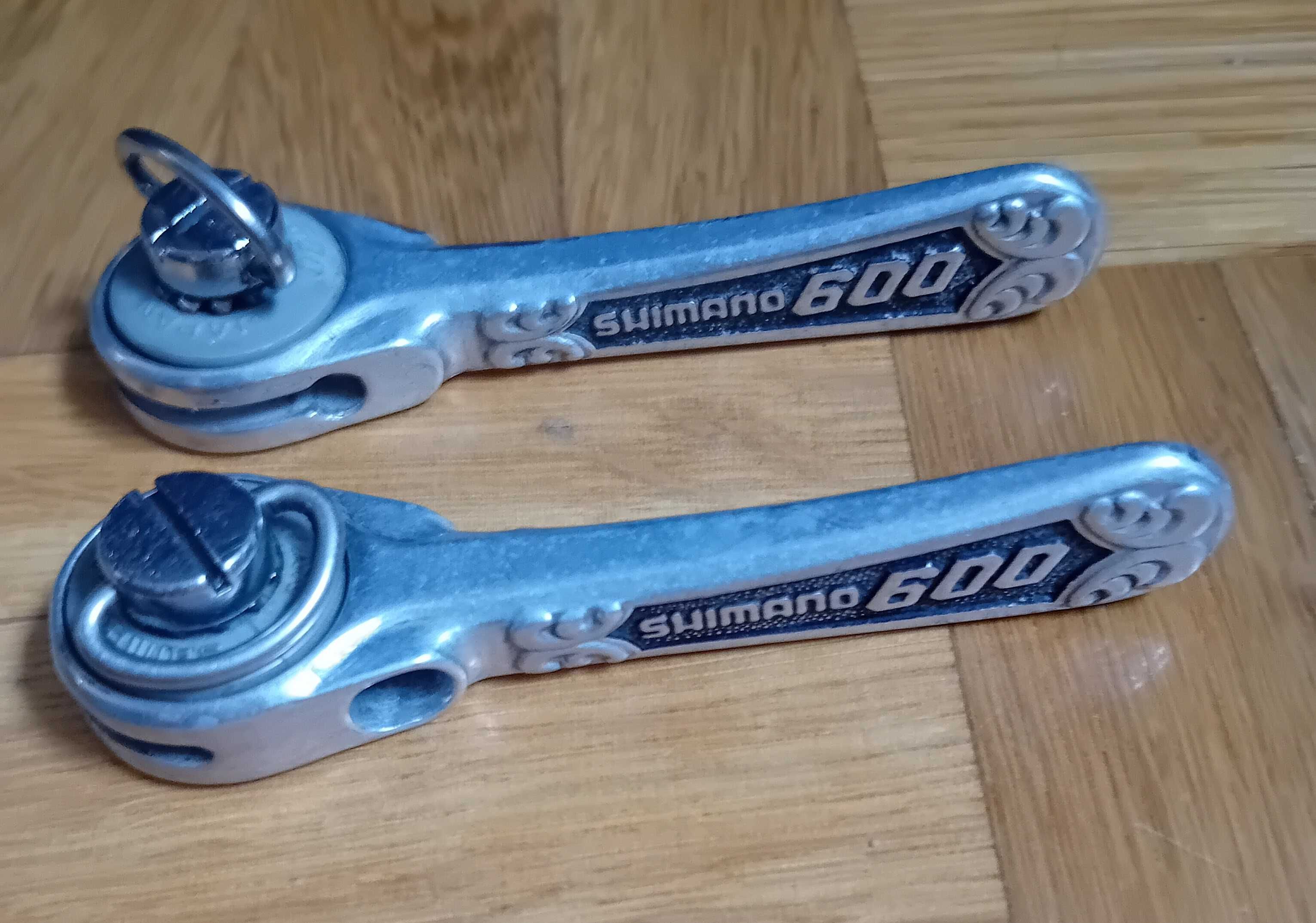 Manetki,dźwignie przerzutek Shimano 600 Arabesque / RETRO,VINTAGE /.