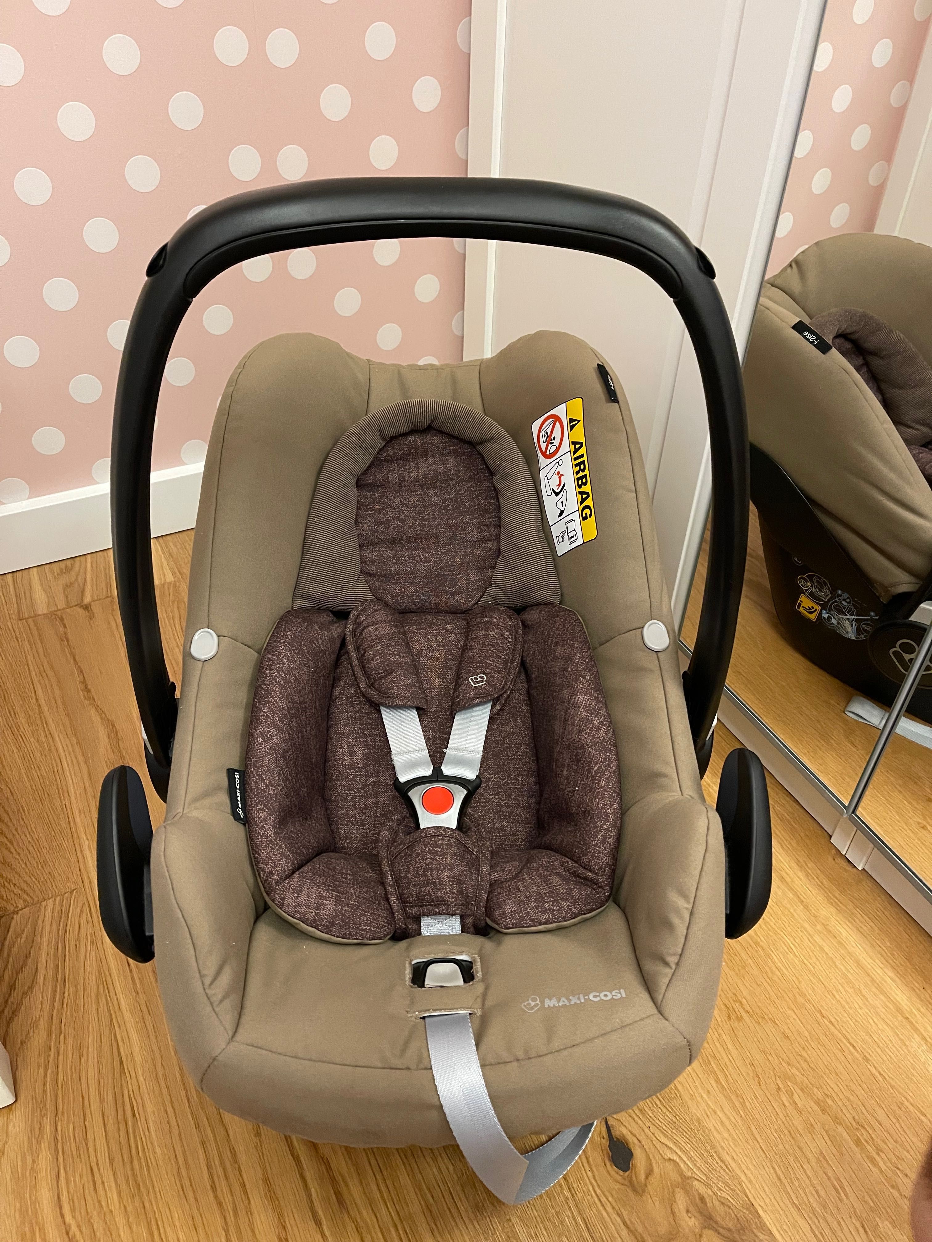 Fotelik maxi cosi  0-13 kg + baza