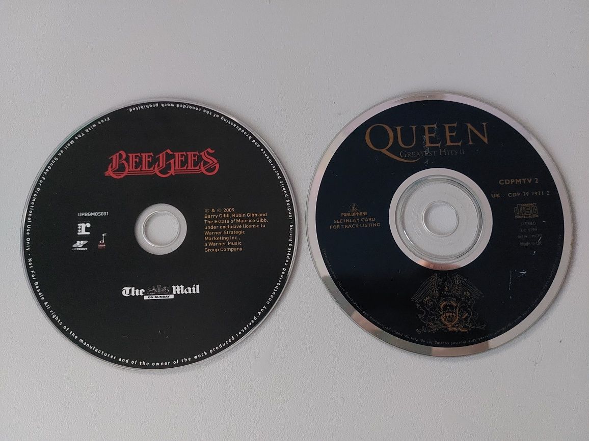 CD Queen, Bee Gees