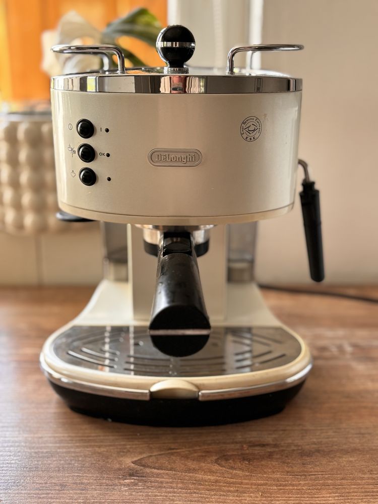 Ekspres DeLonghi