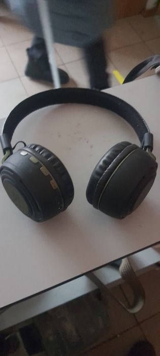 Распродажа Bluetooth наушников