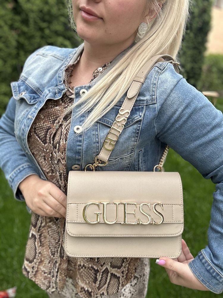 Бежева сумка Guess, сумка Гесс молочна, бежевая сумка Гес женская