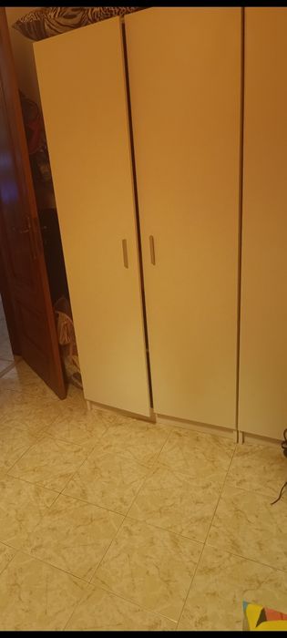 Roupeiro branco. Tenho 2 iguais. Venda dos dois ou individual