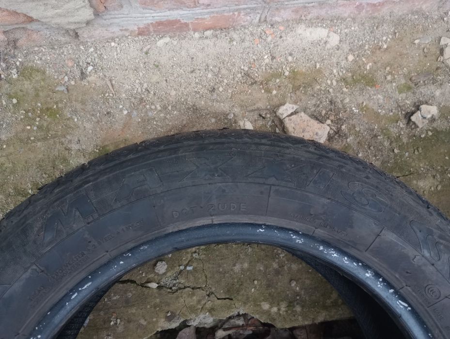 Продам зимову резину r15