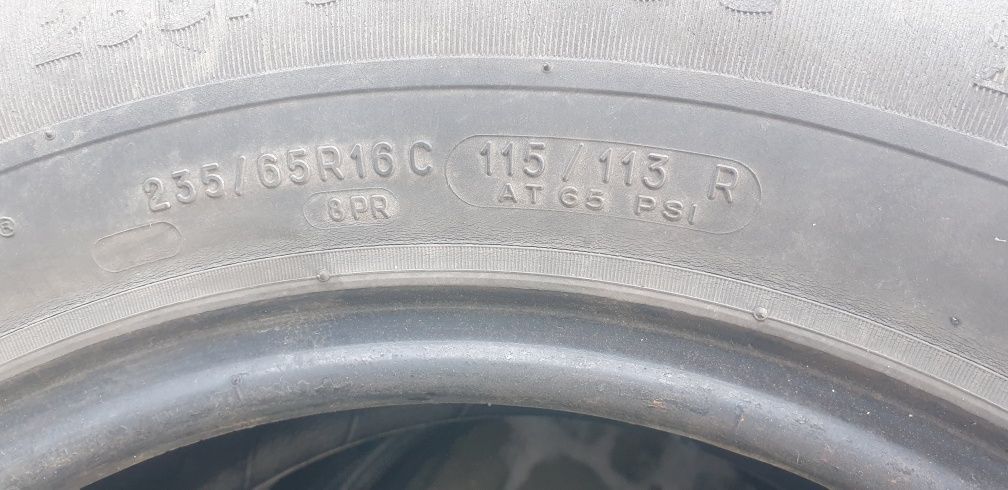 8шт Шини 235 65 r16c Michelin 115/113R рік 19 toyo пара комплект резин