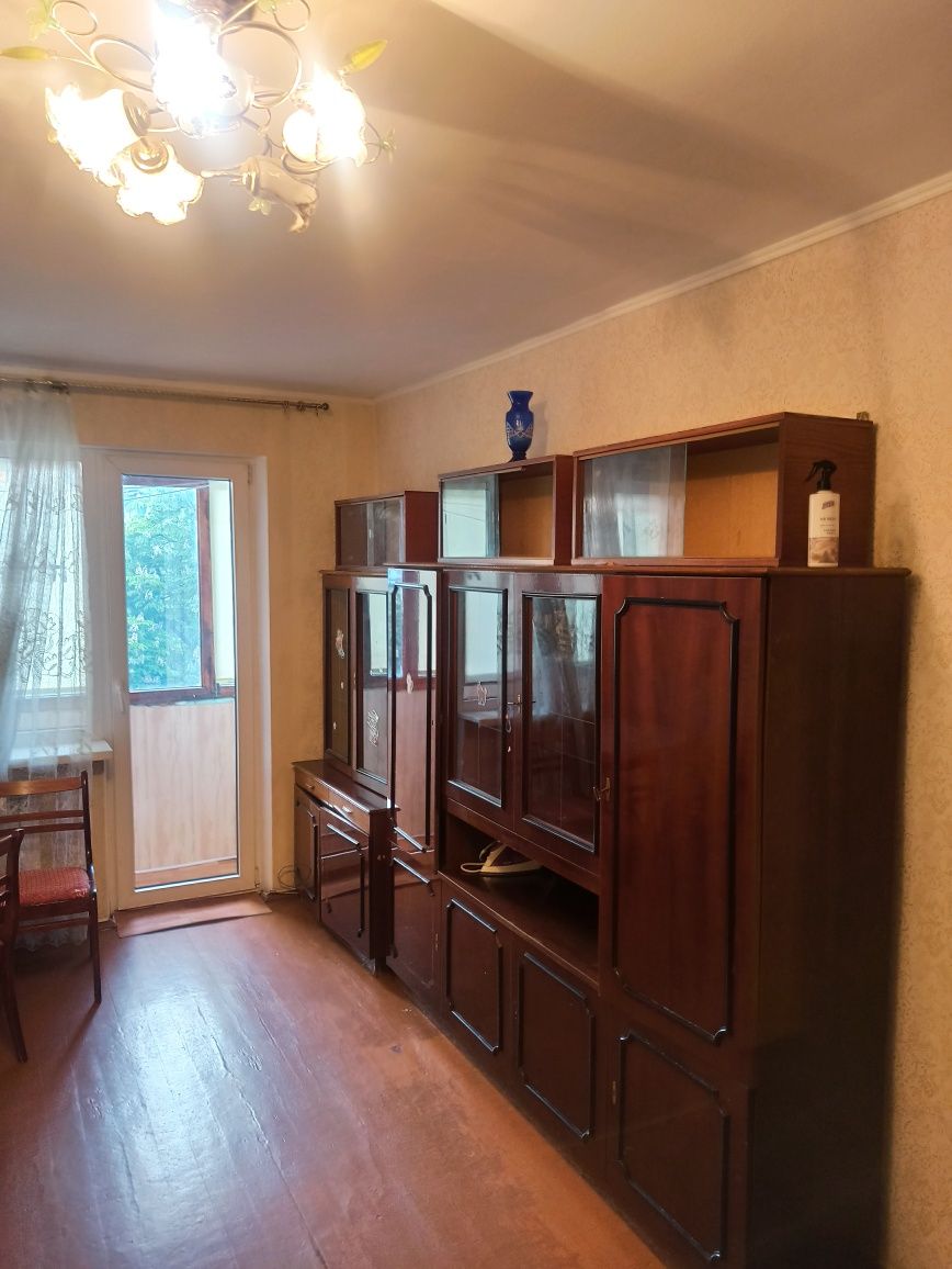 Сдам Черемушки улица Космонавтов.
