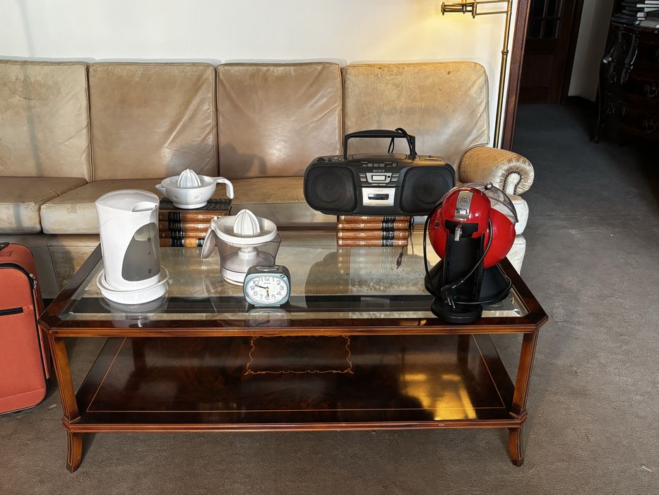 Conjunto de aparelhagem antiga e funcional