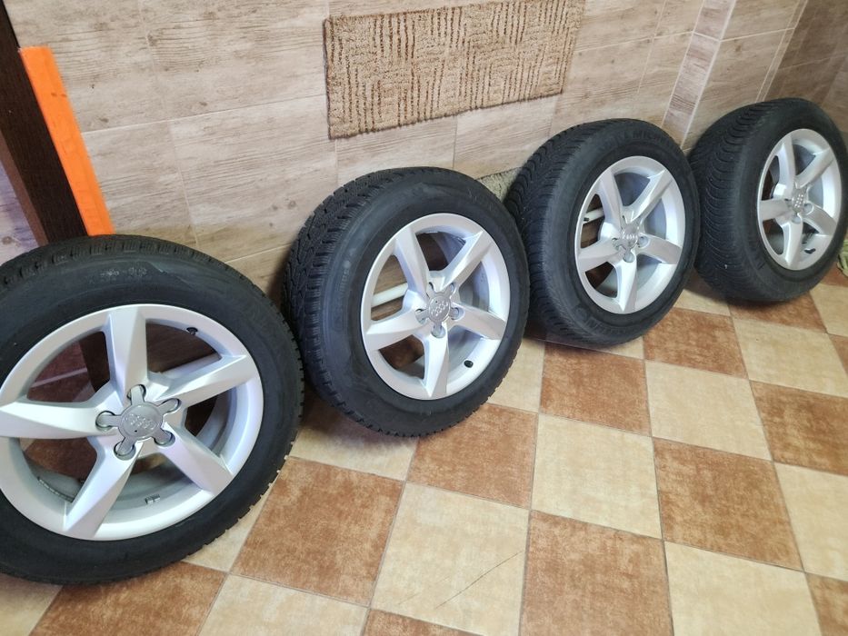 Felgi oryginalne audi z oponami zimowymi