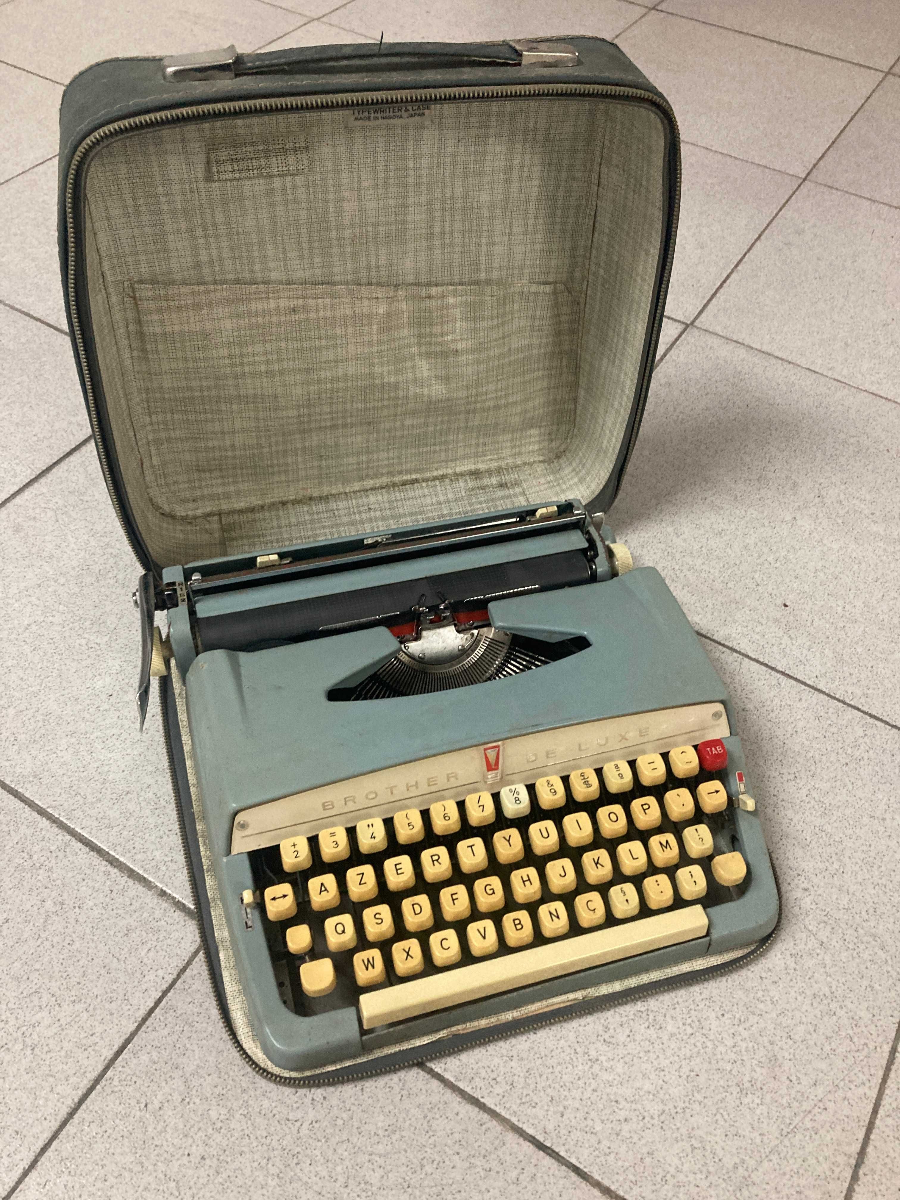 Maquina de escrever antiga Brother de luxe