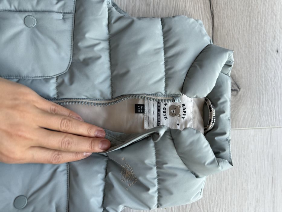 Дитячі желетки h&m та H&C на хлопчика.