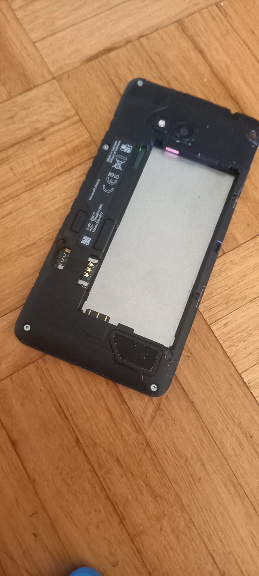 Microsoft Lumia RM 1072 desbloqueado (sem bateria)