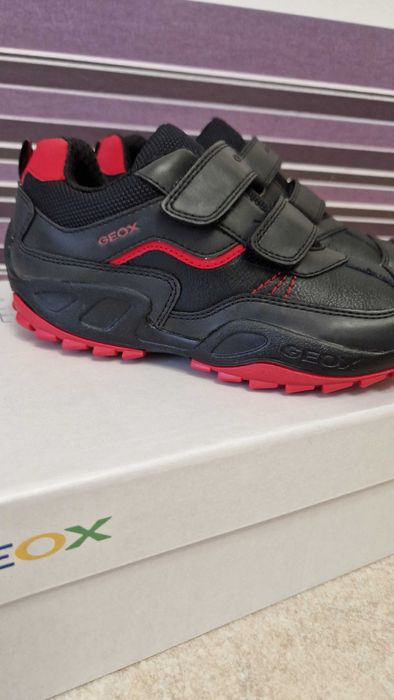 Водонепроникні черевики-кросівки Geox р.,31,,34