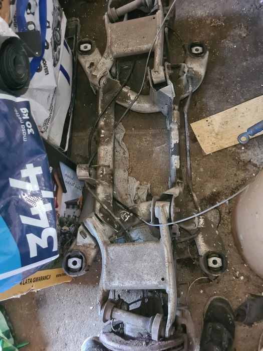 Bmw e39 tylne zawieszenie wózek  m52b28 sanki tył