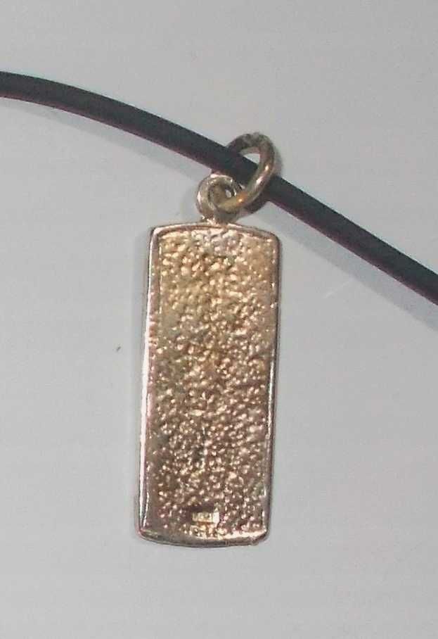 Wisiorek symbol Atlantów Amulet Ochronny srebrny metal