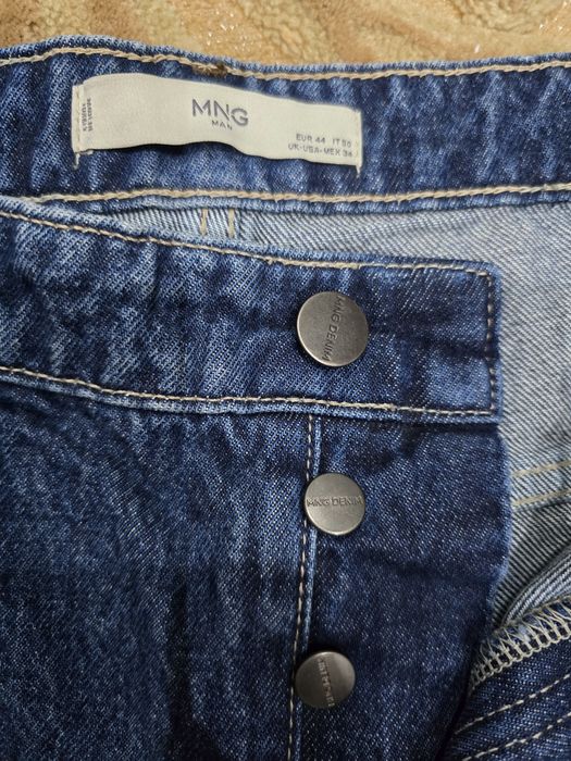 Джинсы фирмы манго