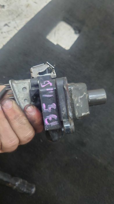 VW Volkswagen Passat B5 1.6 B Cewka Zapłonowa