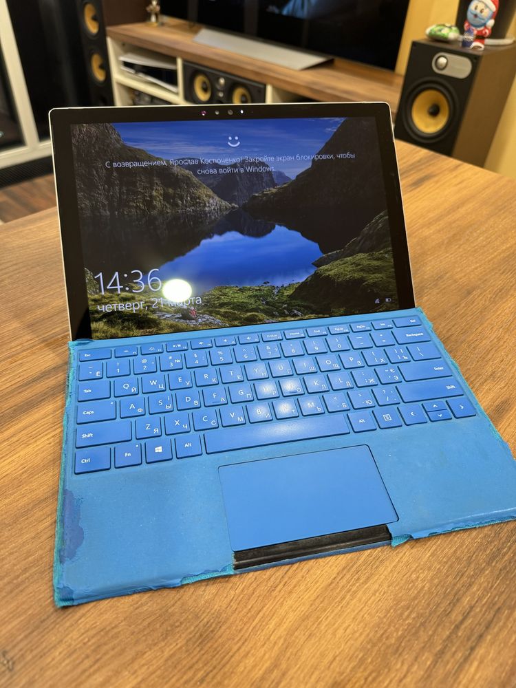 Surface Pro 4 (i5, 256gb)