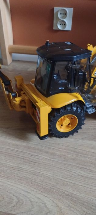 Koparko-ładowarka BRUDER JCB 5CX Eco BR-02454