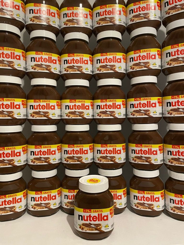 NUTELLA krem czekoladowy 825 gram z Niemiec 10 sztuk